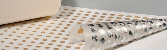 Eliminación de adhesivo petrificado de papeles para transferencia